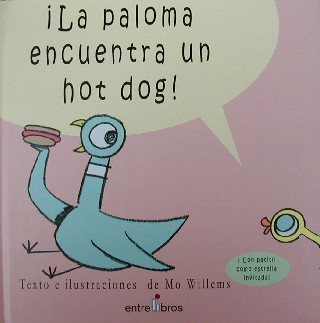 ¡La paloma encuentra un hot dog!